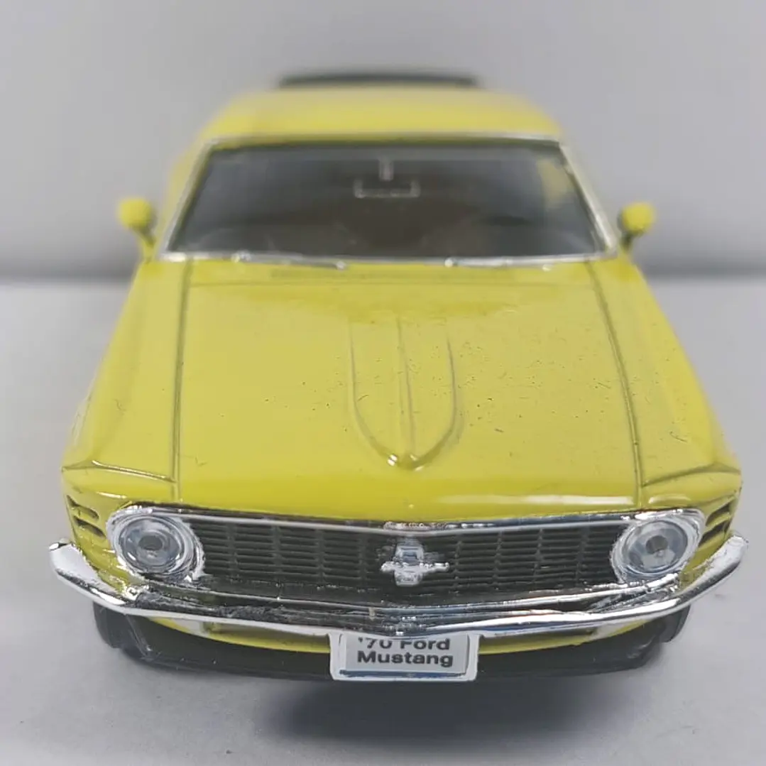Ford Mustang Boss 302 1970 escala 1/36 marca welly  7