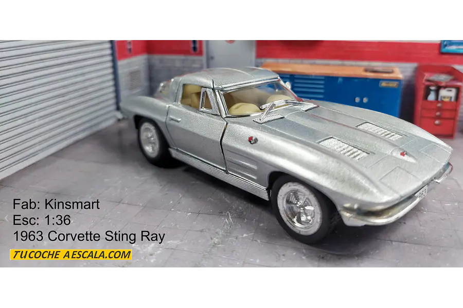 Chevrolet Corvette Stingray plata 1963, Escala 1/34
