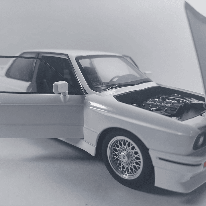 BMW M3 , Escala 1/24, MARCA JINLIFANG BLANCO 4