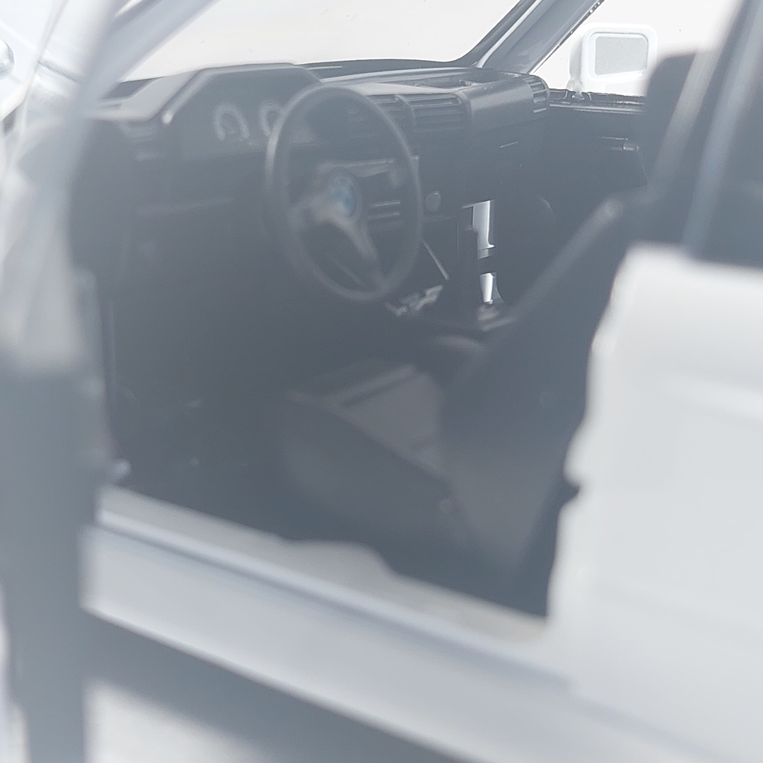 BMW M3 , Escala 1/24, MARCA JINLIFANG BLANCO 5