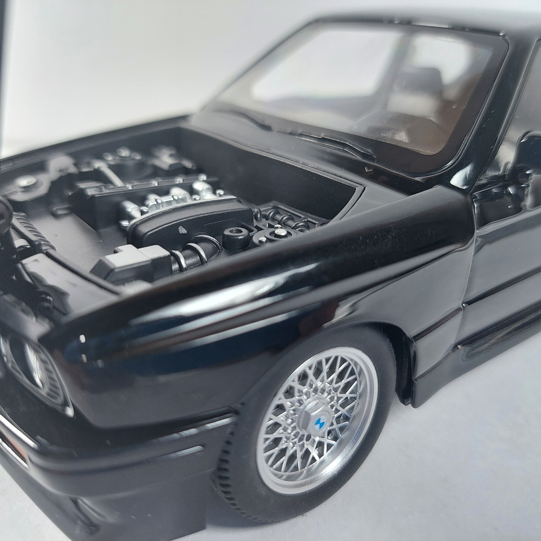 BMW M3 , Escala 1/24, MARCA JINLIFANG NEGRO 3