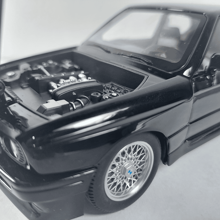 BMW M3 , Escala 1/24, MARCA JINLIFANG NEGRO 3