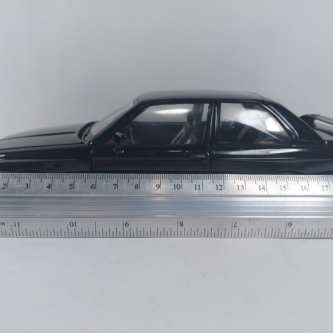 BMW M3 , Escala 1/24, MARCA JINLIFANG NEGRO 4