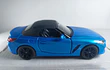 BMW Z4 , MARCA KINSMART , ESCALA 1-34 SIN CAJA