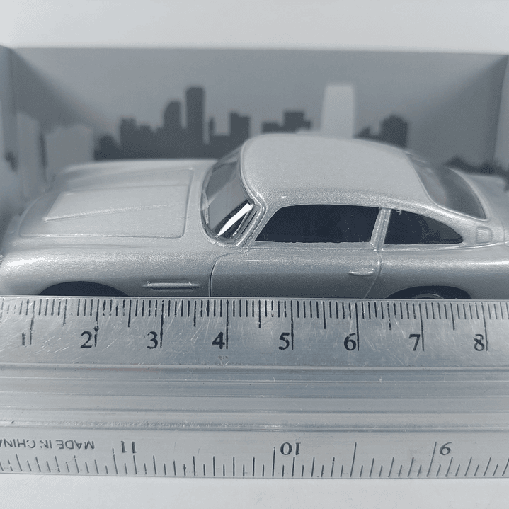 Aston Martin DB5 cararama, Escala 1-43- 3