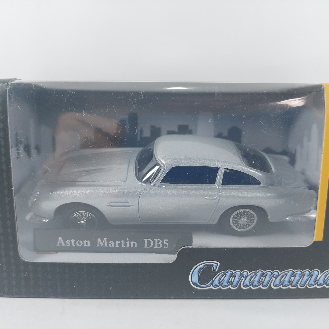 Aston Martin DB5 cararama, Escala 1-43- 6