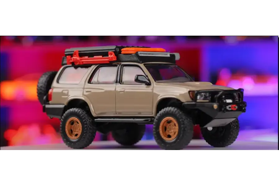 Toyota 4 Runner 12 cm de largo, Escala 1-43