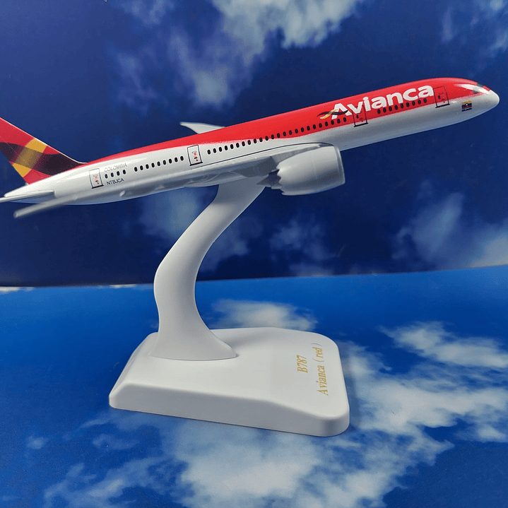 Boeing 787 Dreamliner Avianca, Escala 1-400-base blanca 5