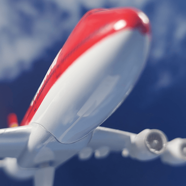 Boeing 747 ,avianca  Escala 1/400, 16cm Con Base blanca 6