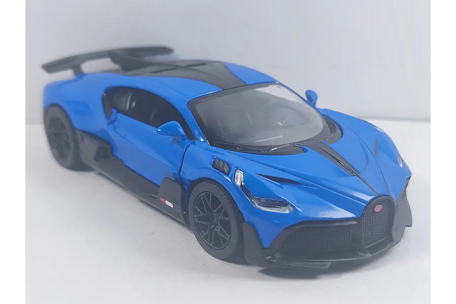 BUGATTI MISTRAL AZUL ESCALA 1/36 ,MARCA KINSMART﻿