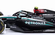 Mercedes-amg F1 W15 E lewis hamilton en caja de carton 1-24