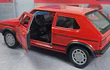 Volskwagen Golf I GTI COLOR ROJO , marca welly, Escala 1-36