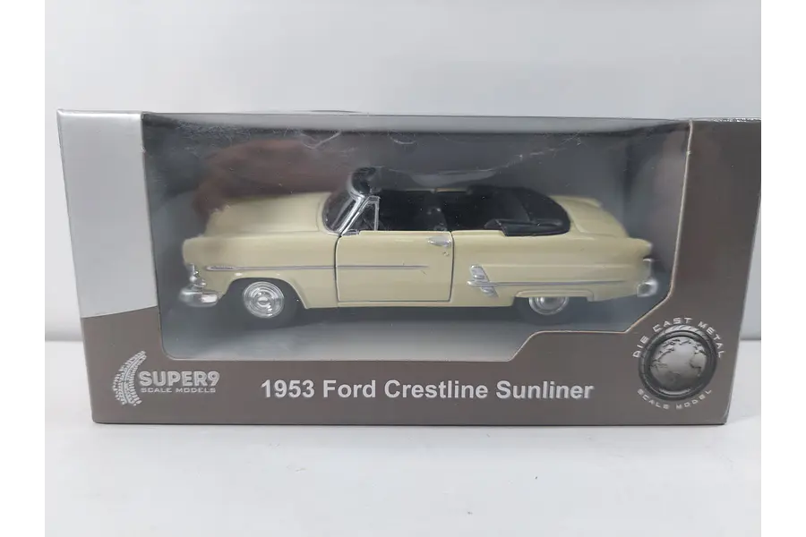 Ford Crestline Sunliner Escala 1/36 , Marca Welly