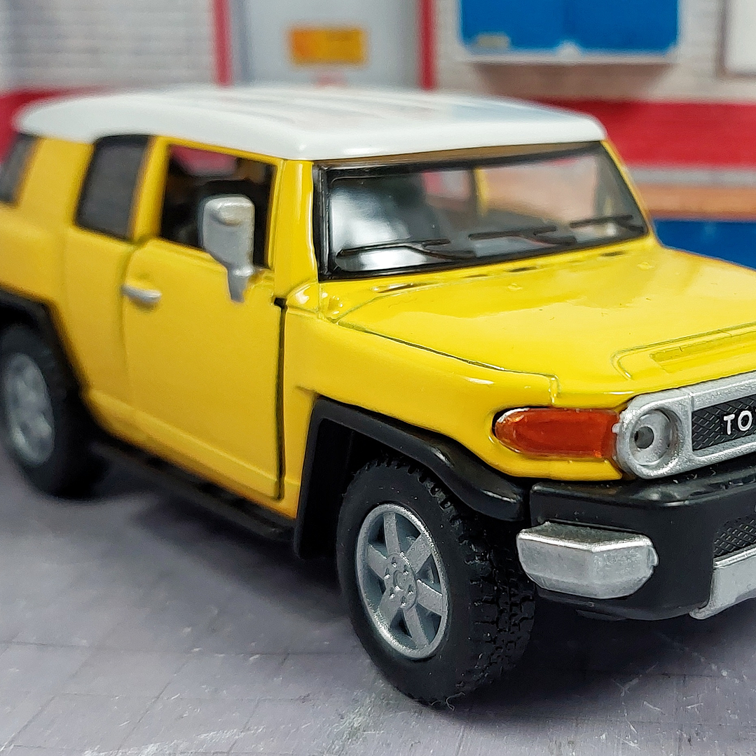 Toyota Fj Cruiser Carro A Escala MARCA KINSMART  3