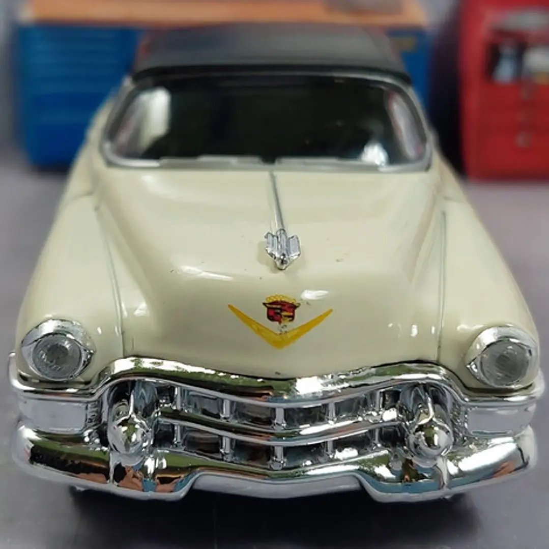 Cadillac Eldorado Carro A Escala 1/36 welly 6
