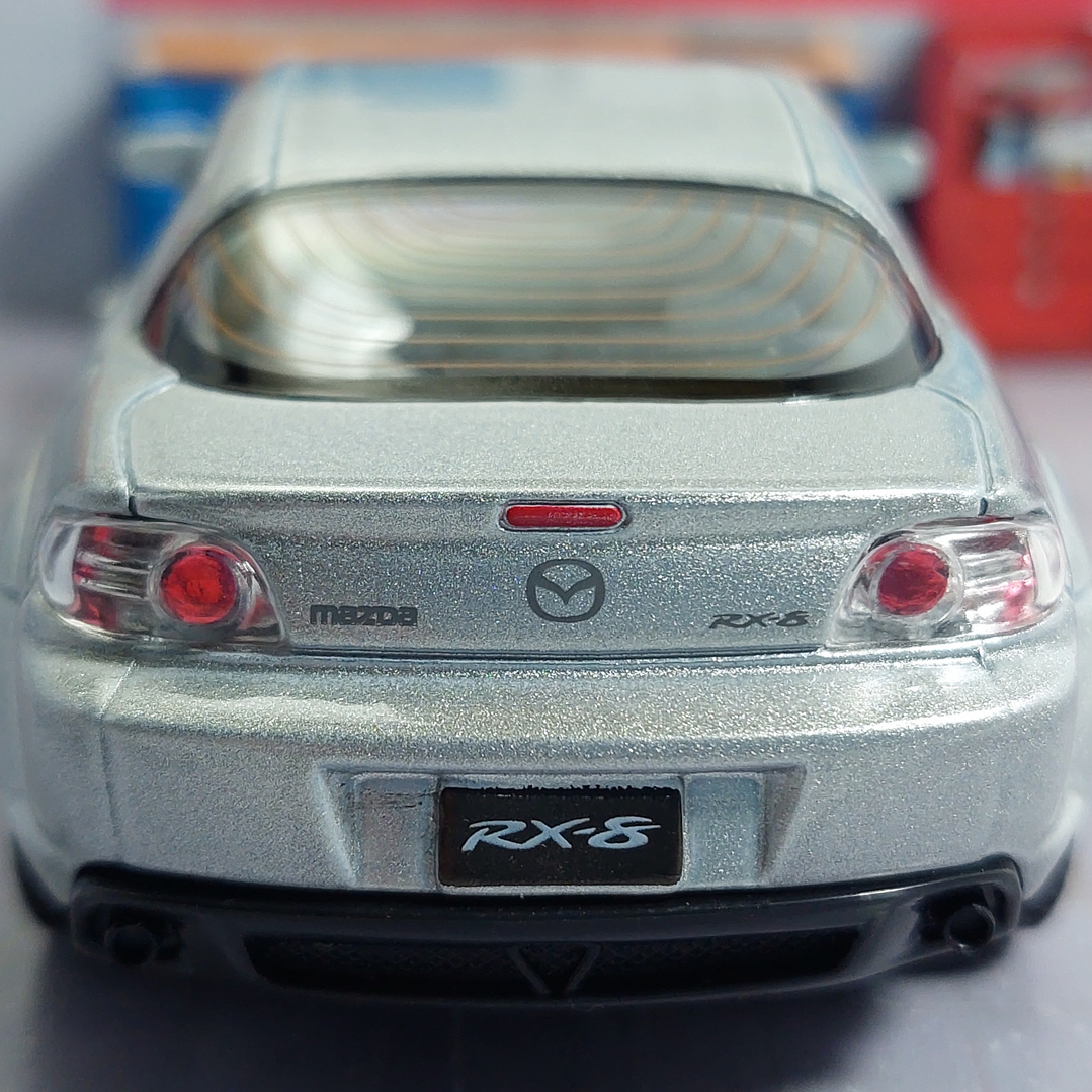 Mazda RX8 1/36  Carro A Escala ROJO 4