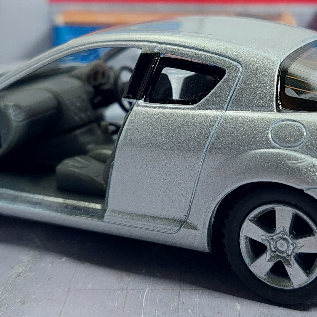 Mazda RX8 1/36  Carro A Escala ROJO 5