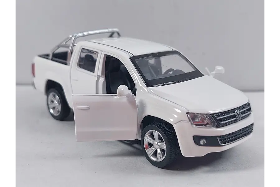 VOLSWAGEN AMAROK ESCALA 1/46 MARCA CAIPO