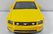 FORD MUSTANG marca KINSMART , Escala 1-36-