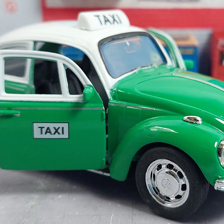 VOLKSWAGEN ESCARABAJO TAXI DE MEXICO Escala 1/36  9