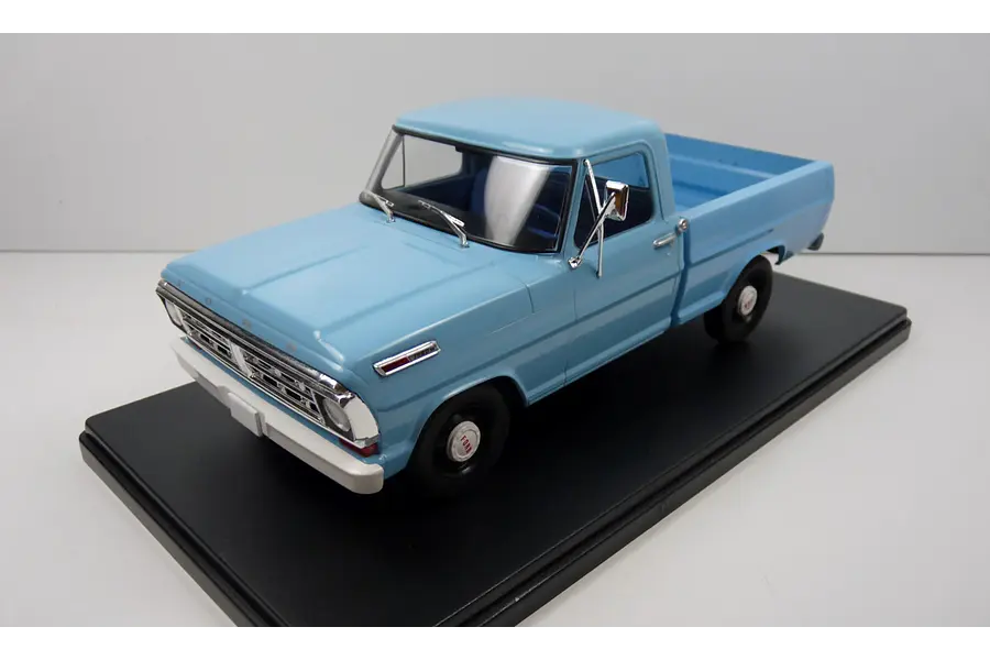 Ford F. 100 1972  Escala 1/24, marca IXO