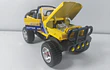 Jeep wrangler Escala 1/32, marca superior ,amarillo