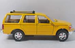 FORD EXPEDITION 1998 color AMARILLO, Escala 1-32 marca welly