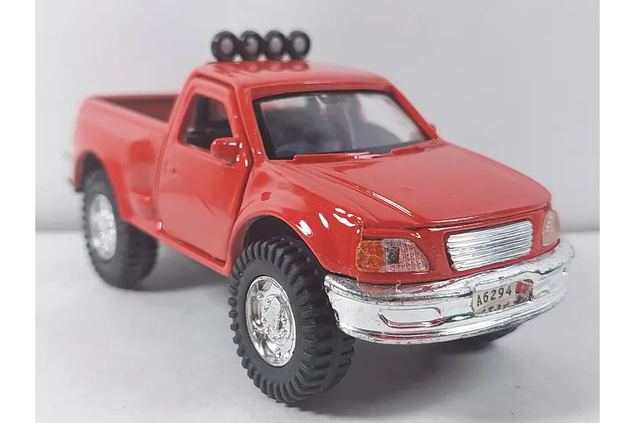 Ford F 150, Escala 1-36 MARCA CHINA ROJO