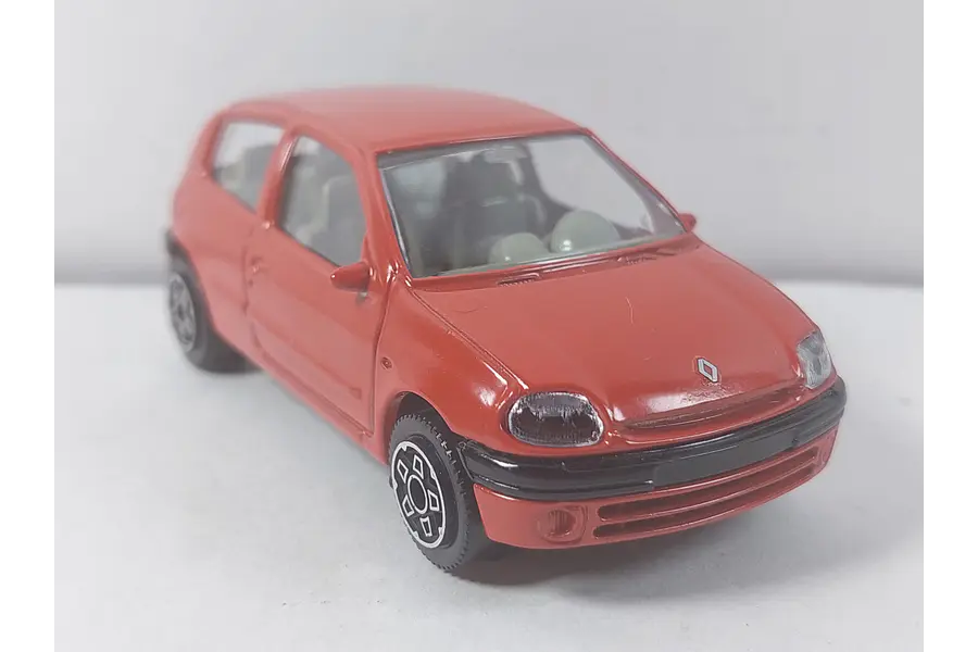 Renault Clio, marca burago Escala 1-43