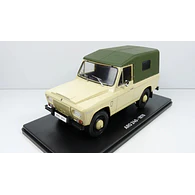 ARO 240 MARCA IXO , ESCALA 1/24 en caja acrlica