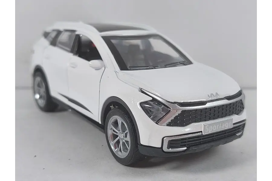 Kia sportage 2024 verde Escala 1/36 con luces LED