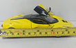 Ferrari Laferrari amarillo A Escala 1/32