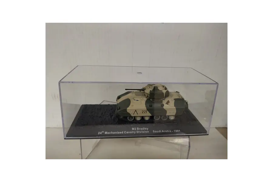 Tanque M2 Bradley 1991 Arabia Saudita, Escala 1-72