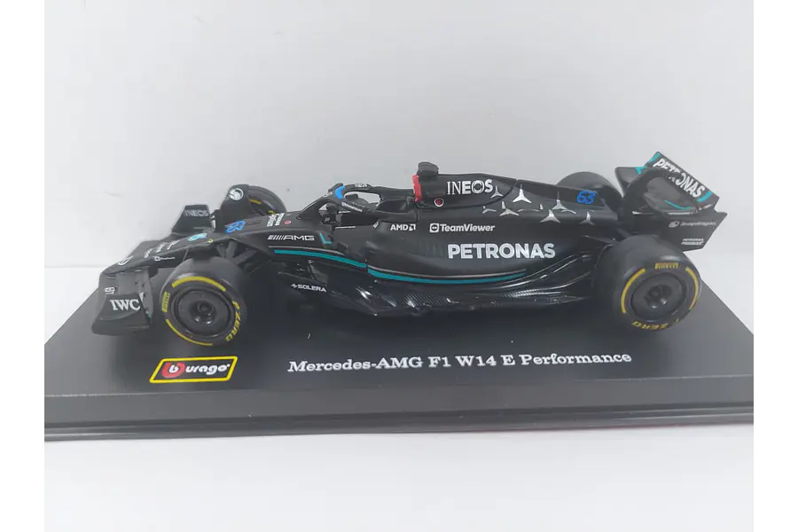 F1 Mercedes Amg w 14 Rusell Bburago 1:43