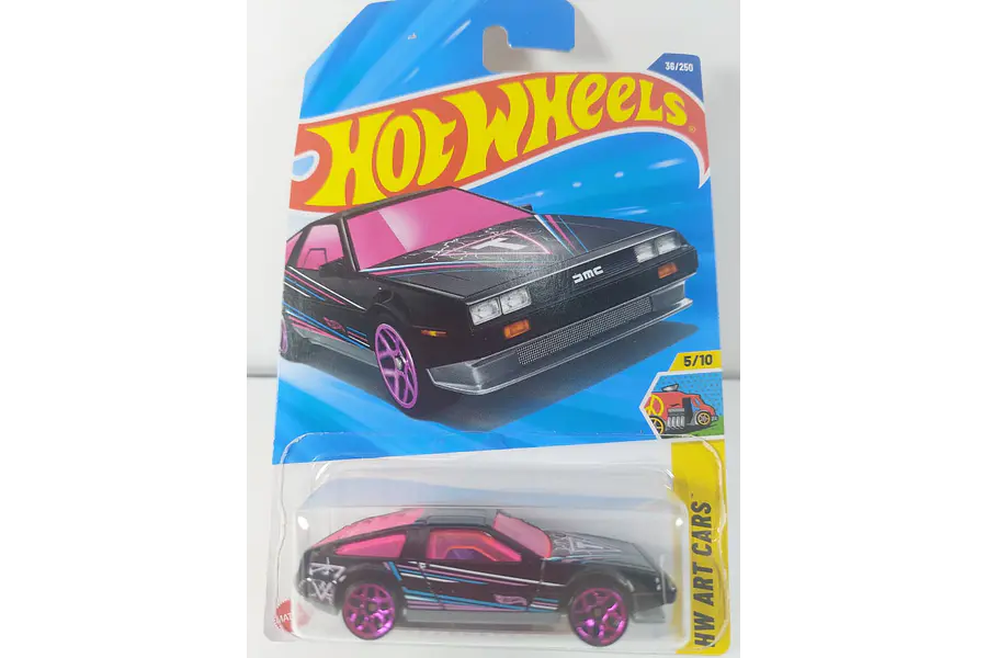 Delorean negro hot wheels ,escala 1/64