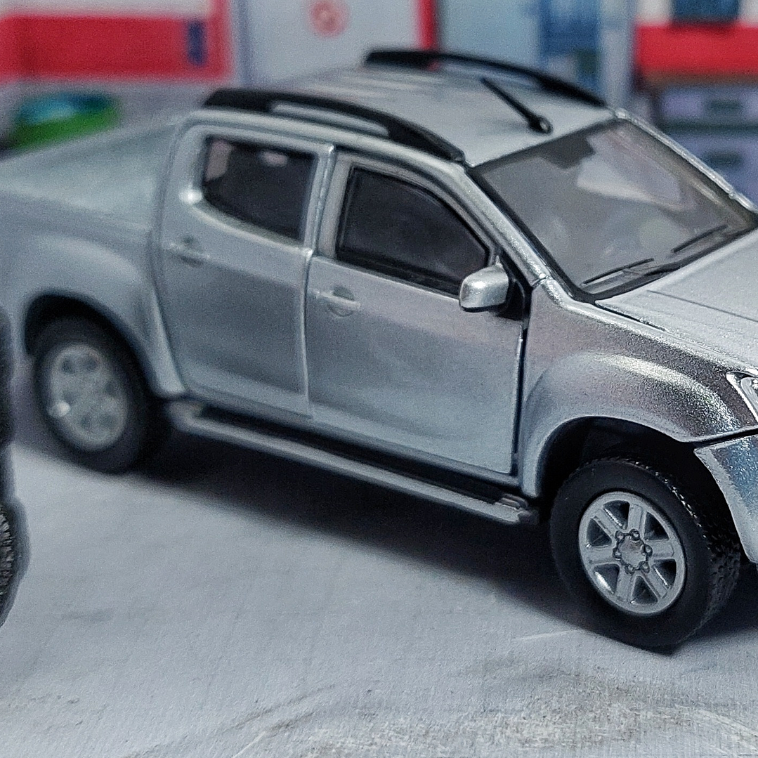 Chevrolet DMAX, BM creations , Escala 1-64 9