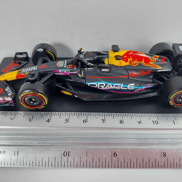 Formula 1 Red Bull Rb 19 Miami Max ACRILICO 1/43 Burago 4