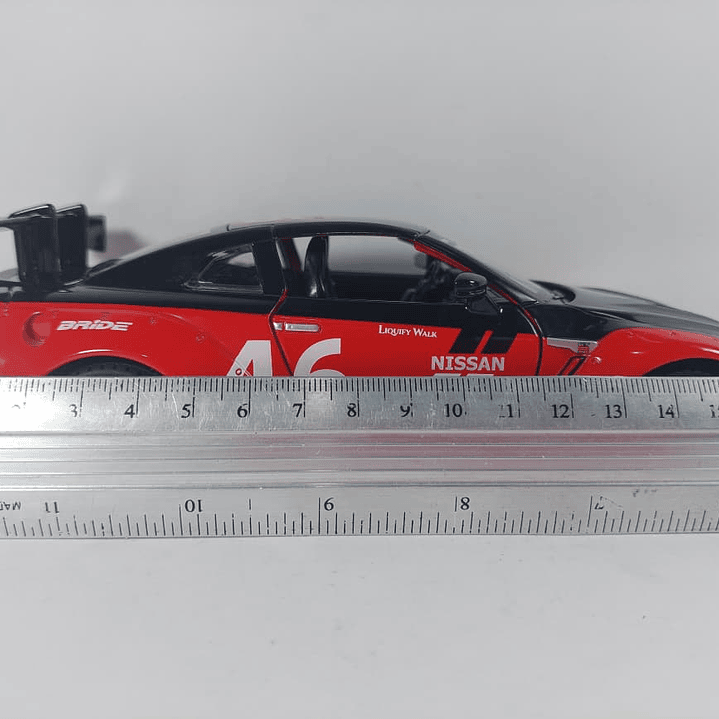 Nissan GTR 35 MOTUL 1/24 DOUBLE HORSES 4