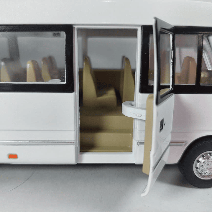 micro bus Toyota Coaster, Chino, Escala 1-32 LUCED LED 13