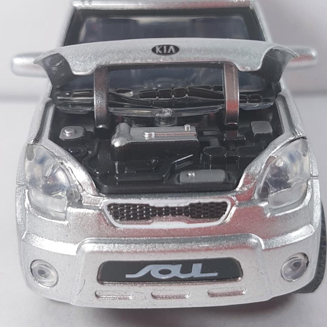 Kia soul, Plata Escala 1/36 , marca china luces LED 5