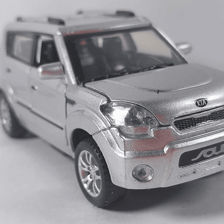 Kia soul, Plata Escala 1/36 , marca china luces LED 1