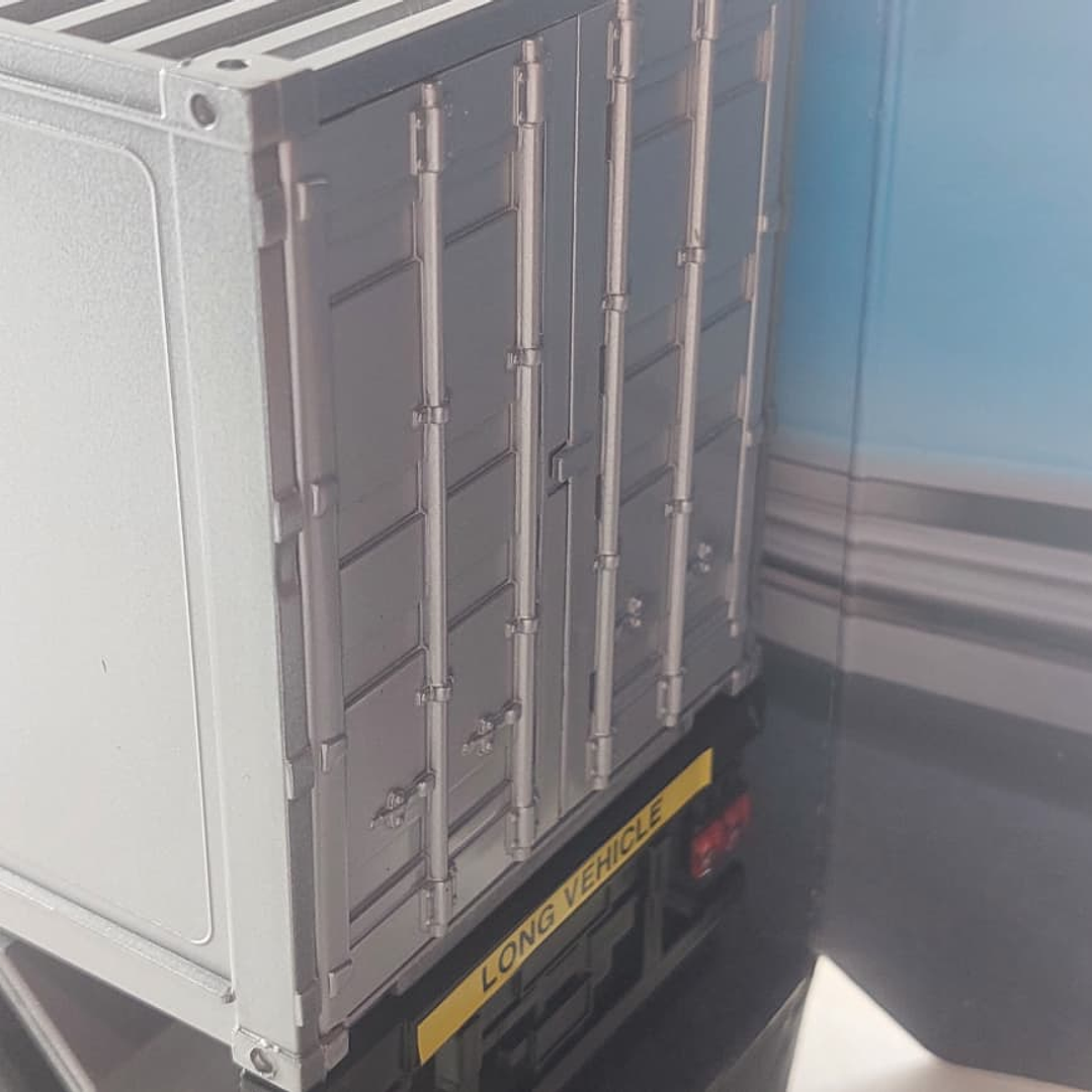 Mula Freightliner Columbia 1/32 blanca , welly 4