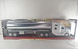 Mula Kenworth T 680 carro tanque 1/32 blanca , New Ray