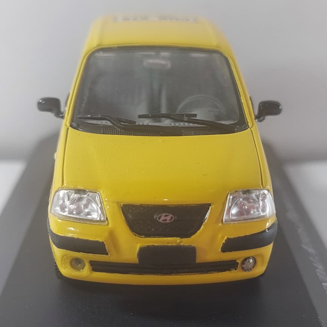 Hyundai atos Taxi, Ixo, Escala 1/43 EN BASE ACRILICA 3