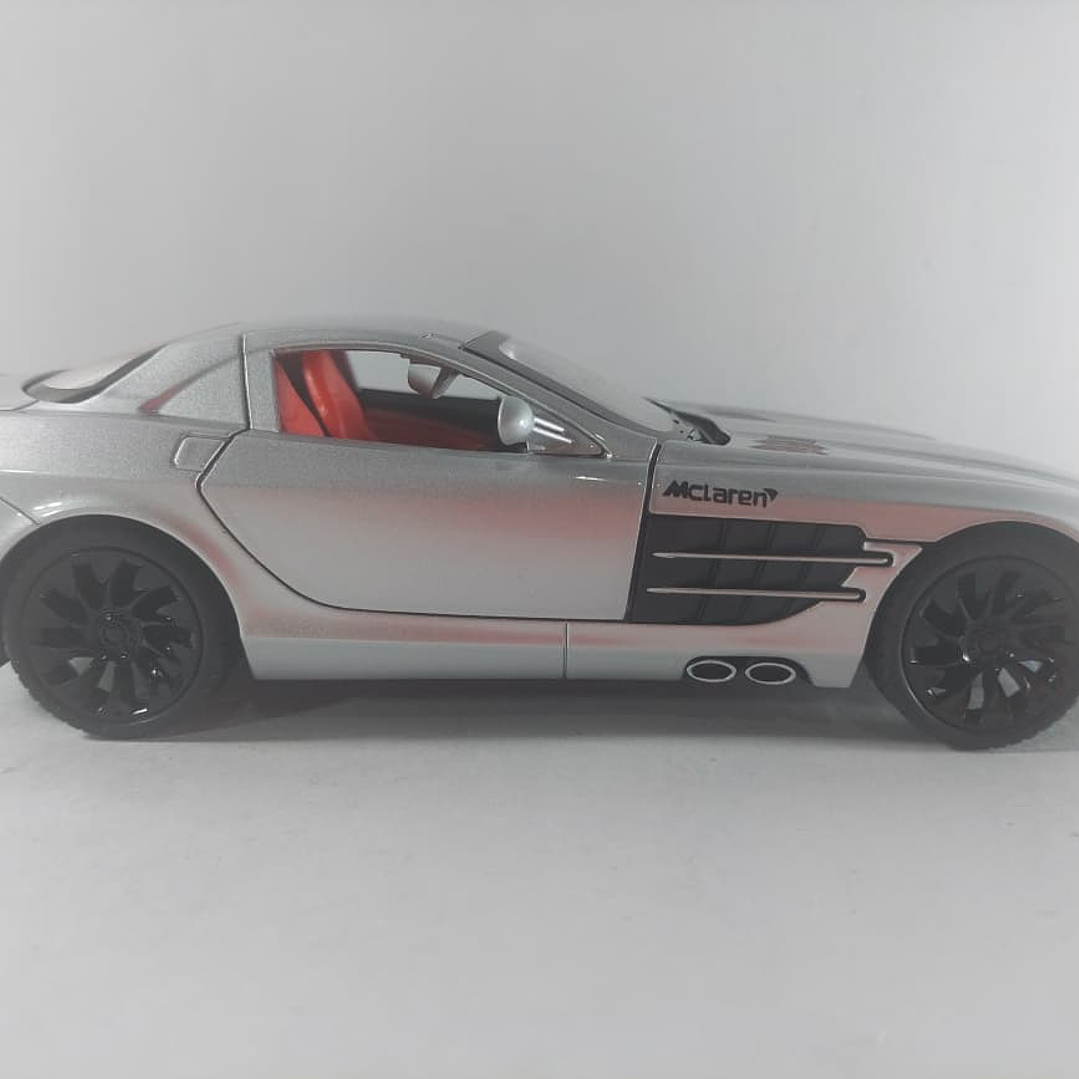 MERCEDES BENZ SLR MCLAREN  PLATA 1-24 MARCA NEWAO 3