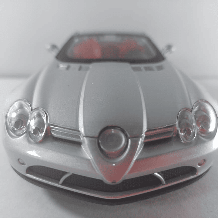MERCEDES BENZ SLR MCLAREN  PLATA 1-24 MARCA NEWAO 8