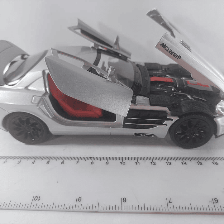 MERCEDES BENZ SLR MCLAREN  PLATA 1-24 MARCA NEWAO 11