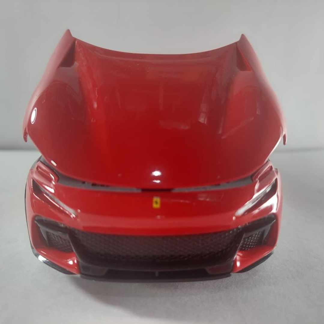 Ferrari pura sangue Escala 1/24, luces y sonidos 2