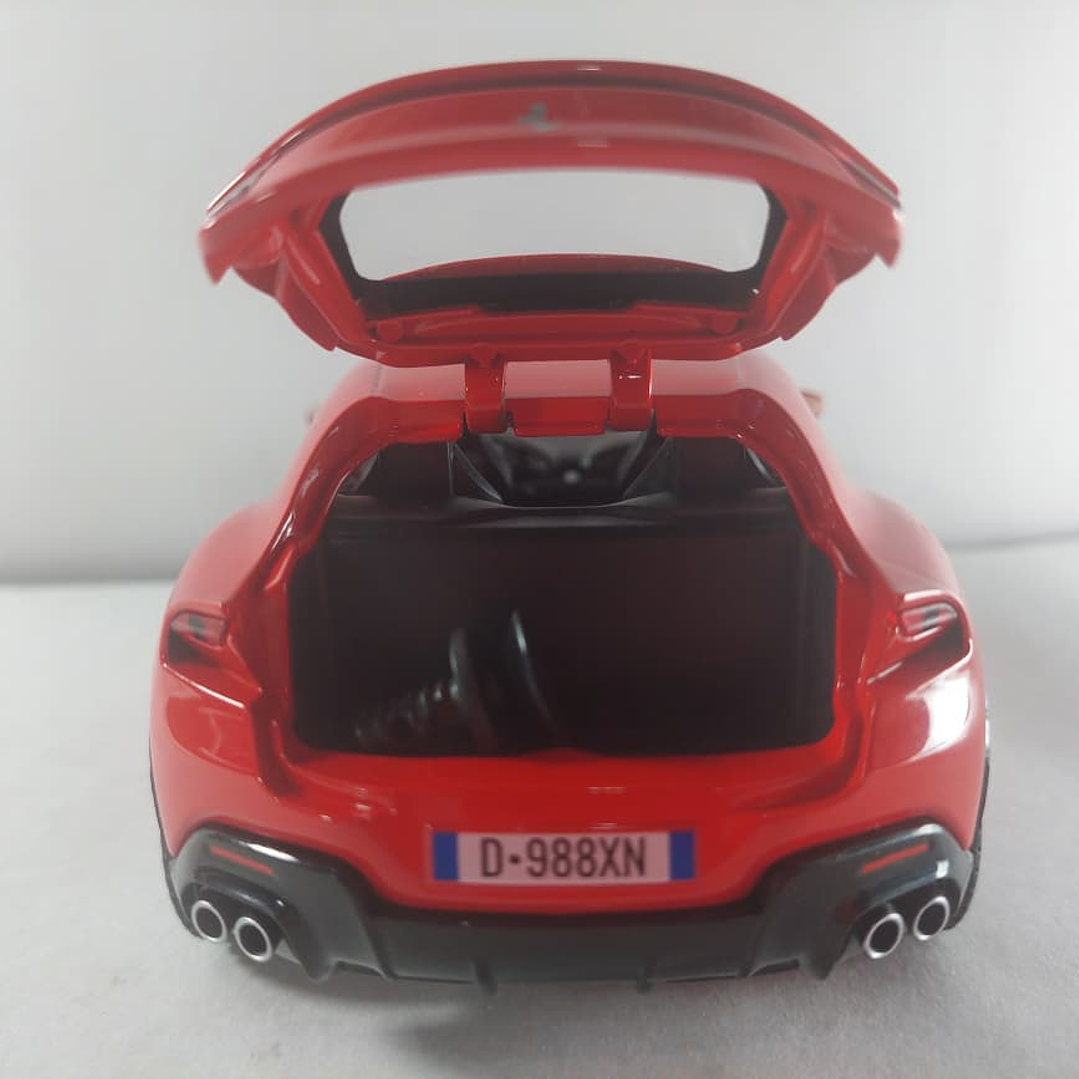 Ferrari pura sangue Escala 1/24, luces y sonidos 4