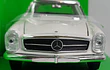 Mercedes Benz 230 Escala 1/24 Marca WELLY
